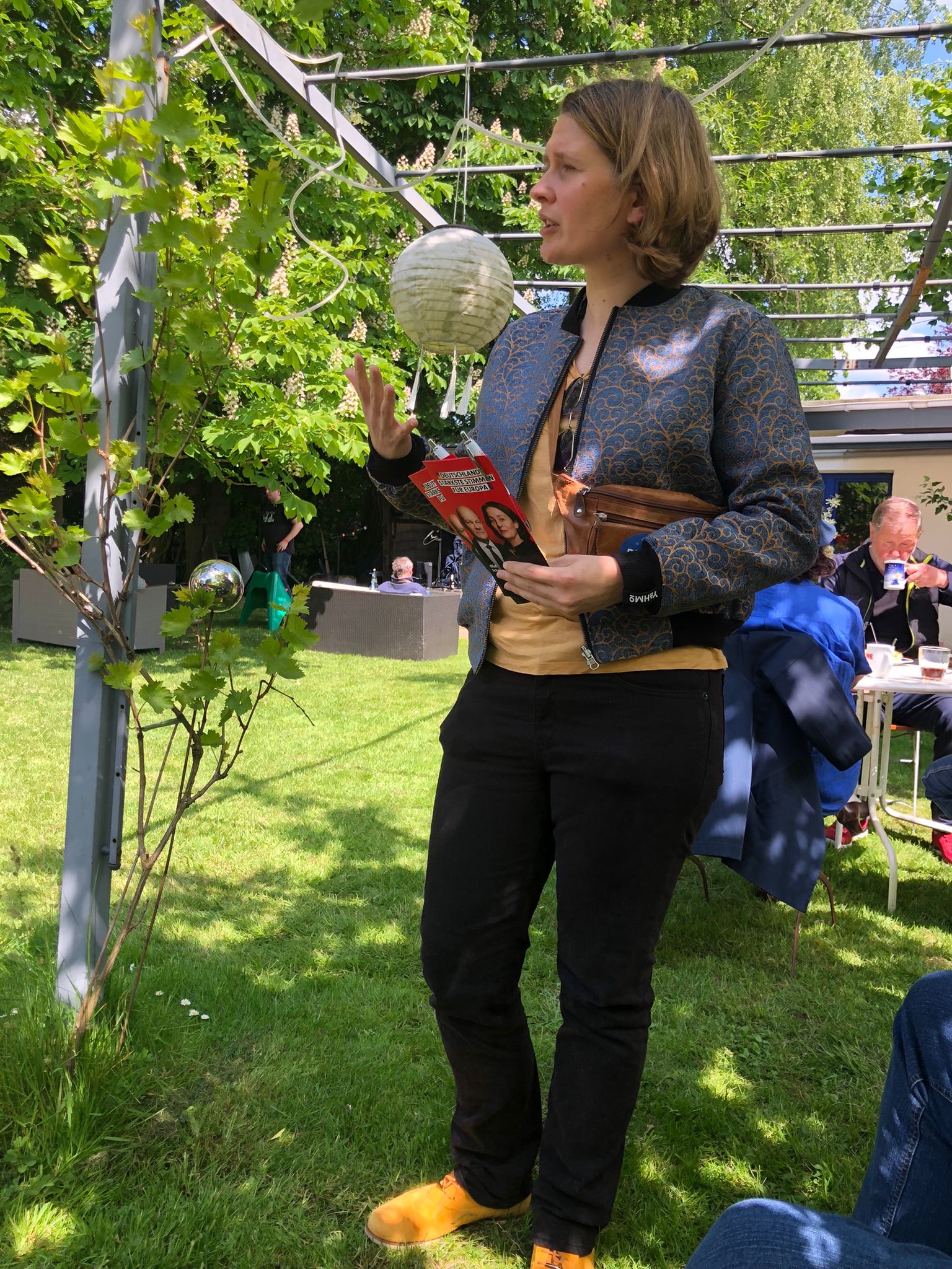 Annika Barlach im Wahlkampf